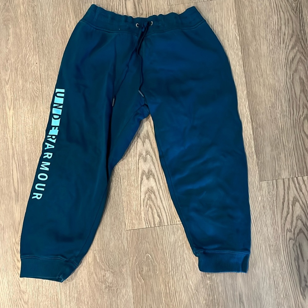 Under Armour Capri Sweatpants
